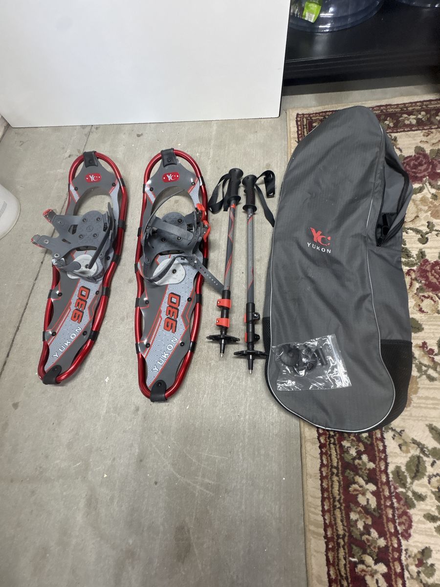 2 pair sniwshoes
