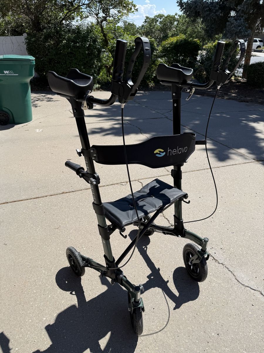 Helavo Upright Walker with Seat - Adjustable Mobility Aid