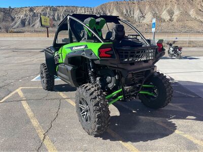 2025 Kawasaki Teryx® KRX 1000 Lifted Edition