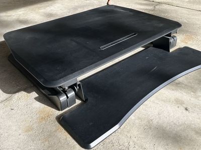 Mount-It! AirLift Electric Standing Desk Converter - Black