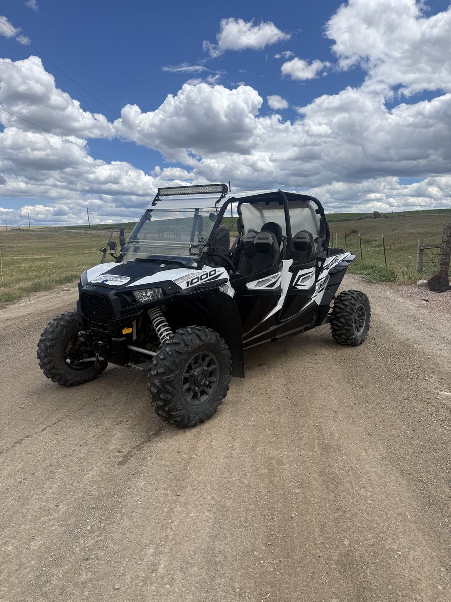 2015 Polaris RZR 1000 XP4