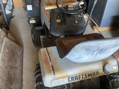 Riding lawn mower
