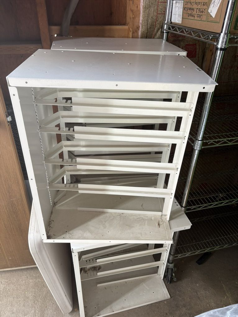 Can Food storage Racks