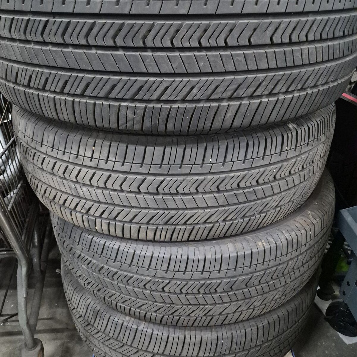 265/60R20 Yokohama Geolander X=CV Tire
