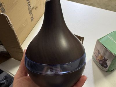 Aroma Diffuser with Essential Oil - Dark Wood Grain Look