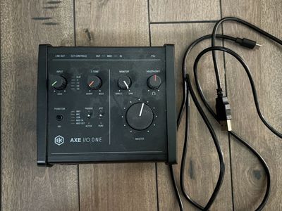 IK Multimedia AXE I/O ONE Guitar Audio Interface - MIDI, Z-TONE, Phantom Power, USB Cable
