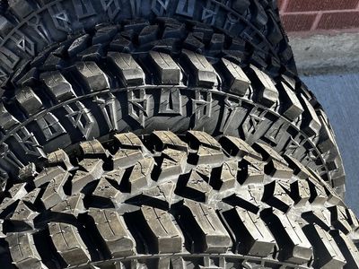 RZR TURBO R FIVE LUG AND BRAND NEW TIRES