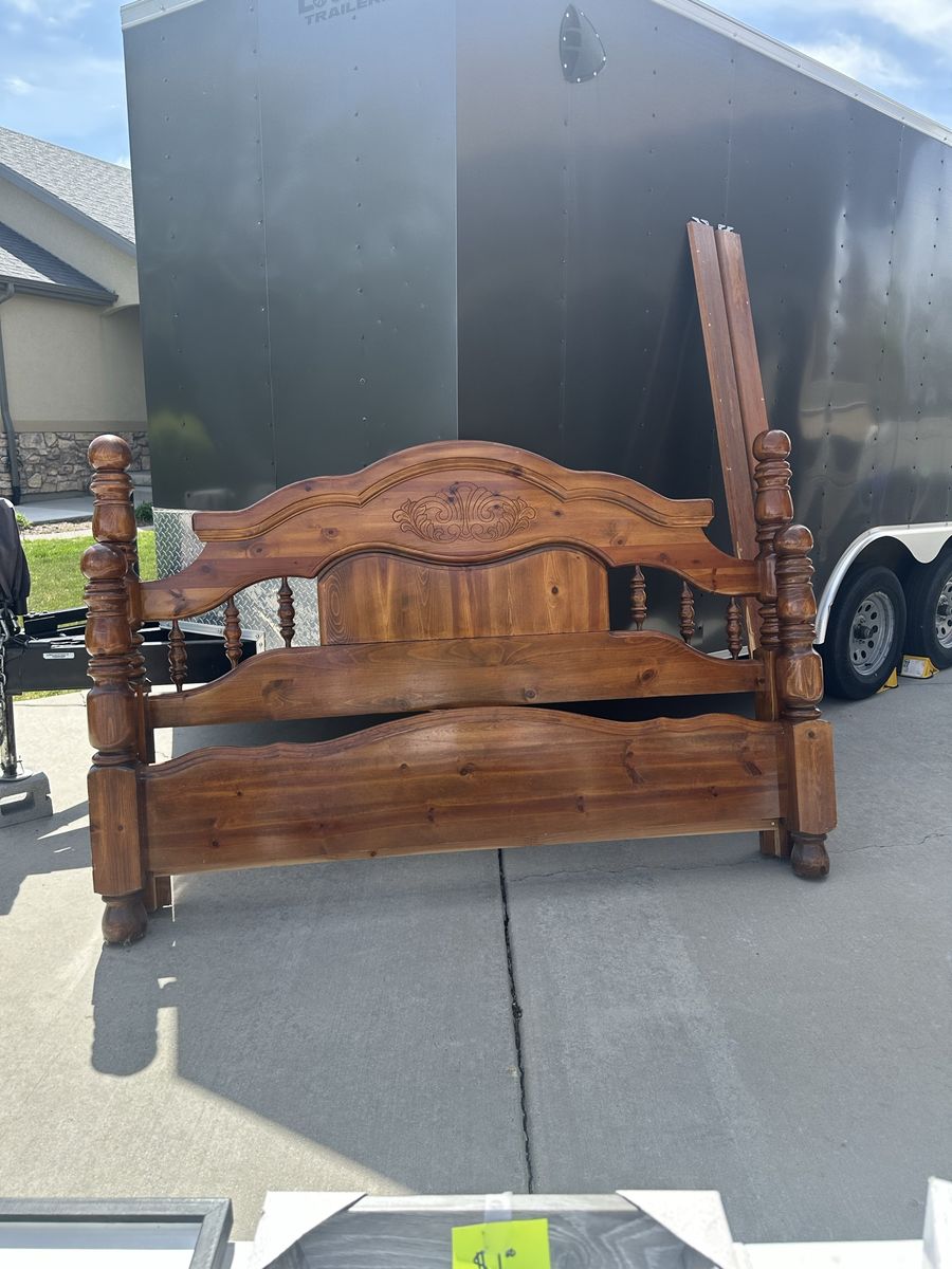 King size headboard & footboard
