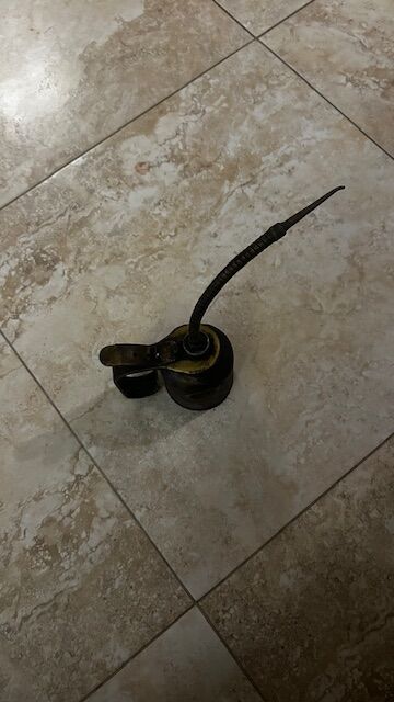 Vintage Eagle Oil Can Thumb Trigger Pump Oiler