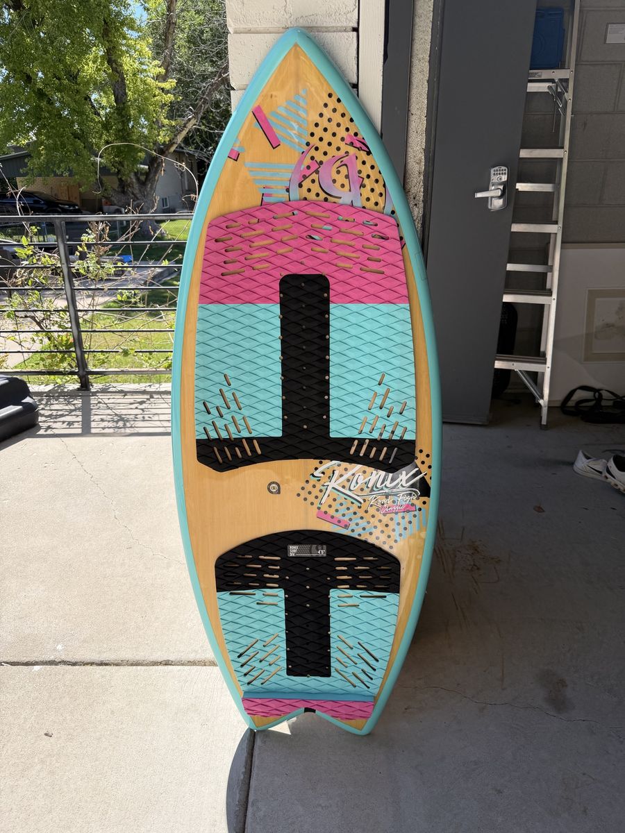 Ronix Koal Fish classic Wakesurf Board 4'6" Pink/Blue/Wood Grain