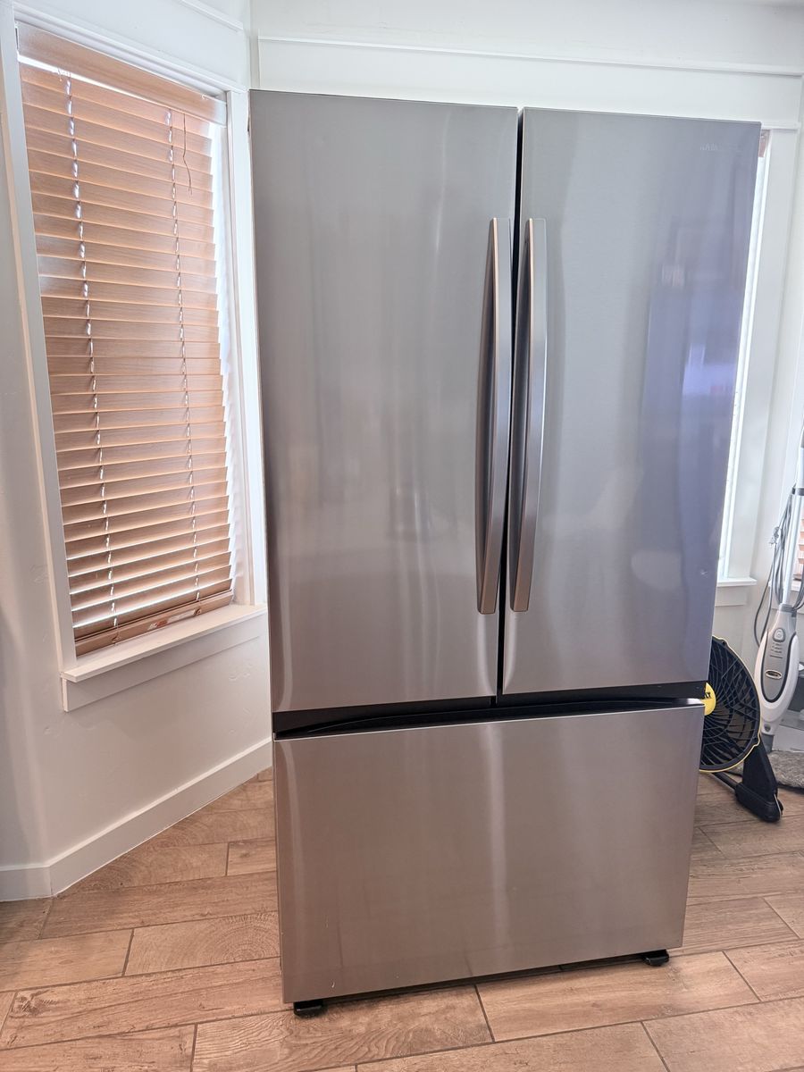 Main image 11