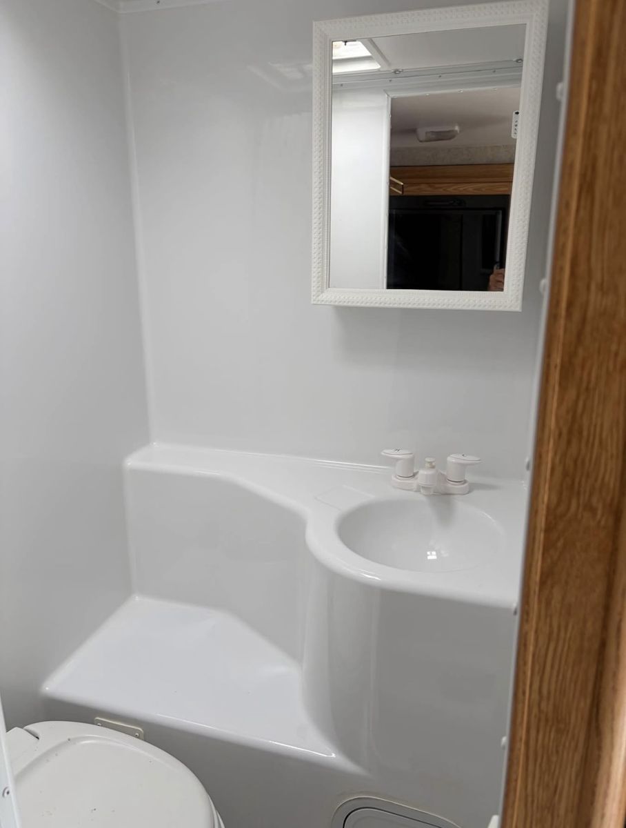 Main image 10