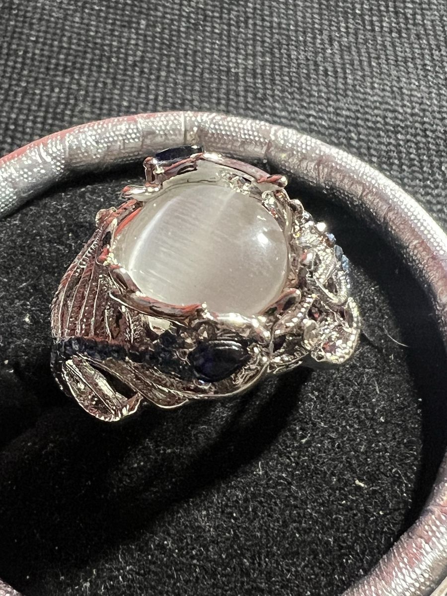 Unique Silver-Toned Ring with Iridescent White Stone and Blue Accents, Size 10.5