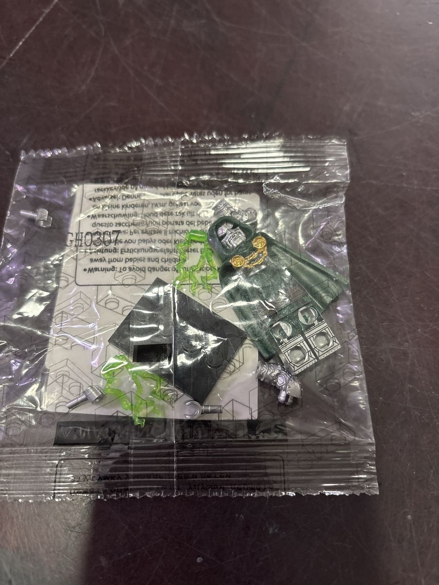 LEGO Doctor Doom Minifigure with Accessories Sealed