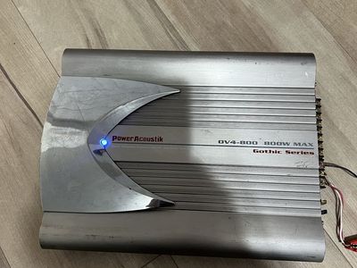 POWER ACUSTIC AMPLIFIER 800watts 4 channels in excellent condition
