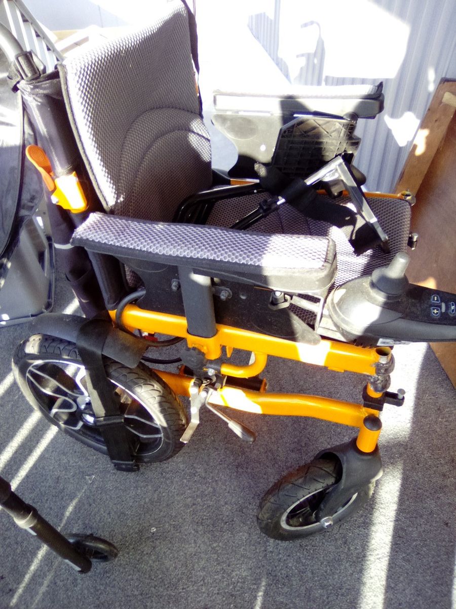 Electric Power Wheelchair 
