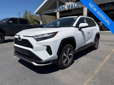 2025 Toyota RAV4 Plug-in Hybrid SE