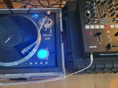 Numark TTX Turntable + Numark Scratch 2-Channel DVS Mixer