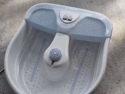 Foot bath