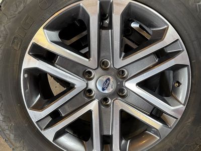 6x135 ford wheels with 275/60R20 Big O A/T II