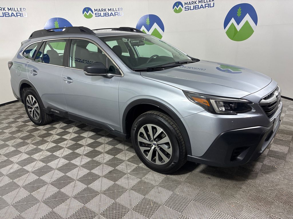 2022 Subaru Outback Base