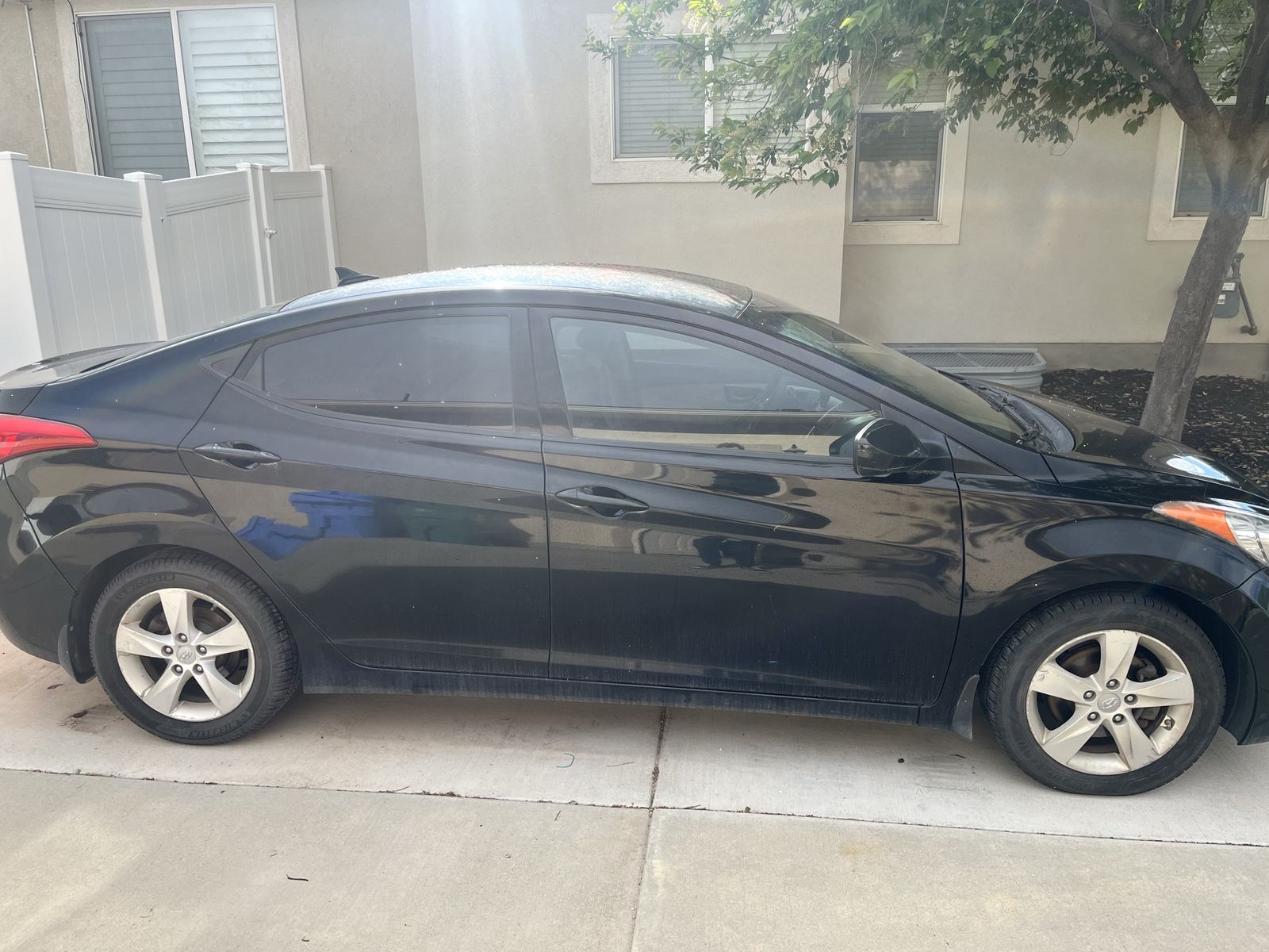 2013 HYUNDAI ELANTRA