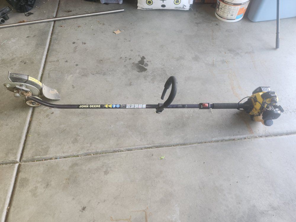 Lawn Edger  / John Deere