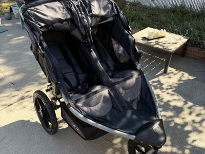 BOB Revolution Double Jogging Stroller