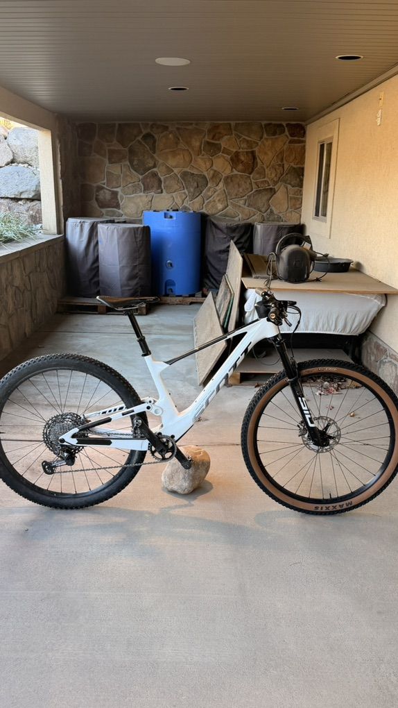 2023 Scott Spark Rc pro