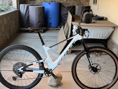 2023 Scott Spark Rc pro