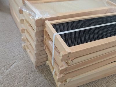 Beehive Medium supers, frames & foundation. honey