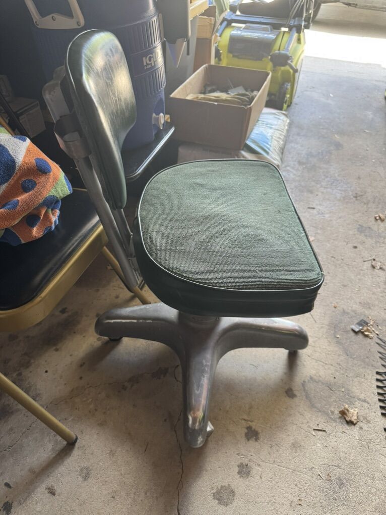 Vintage 1940's Rolling Office Chair