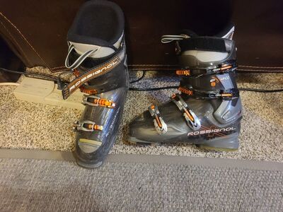 ski boots 28-28.5 men's 10-10.5
