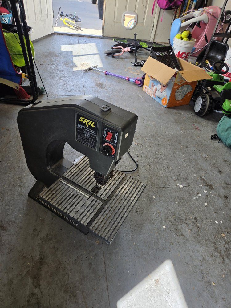 10" Skil Bandsaw