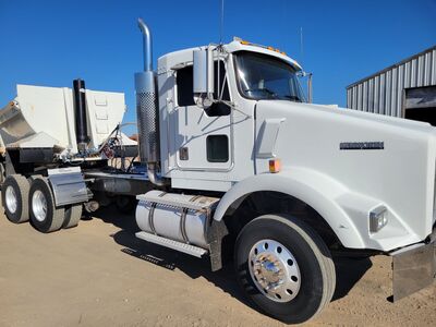 1997 Kenworth T-800 Red Top Cummins