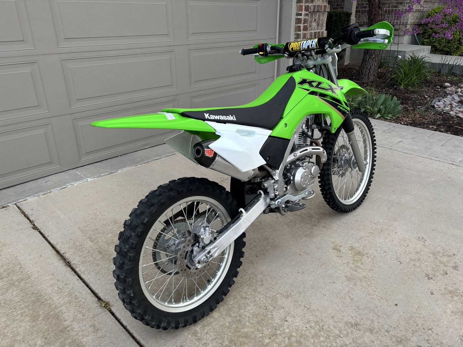 2022 Kawasaki KLX 140 RF