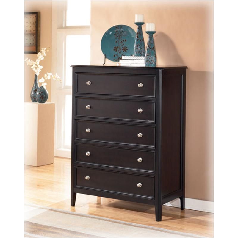 Ashley Furniture Carlyle 5 drawer dresser
