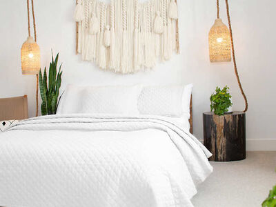 Jennifer Adams Home Solana Diamond 3-piece Quilted Blanket Set, King, White 1758370