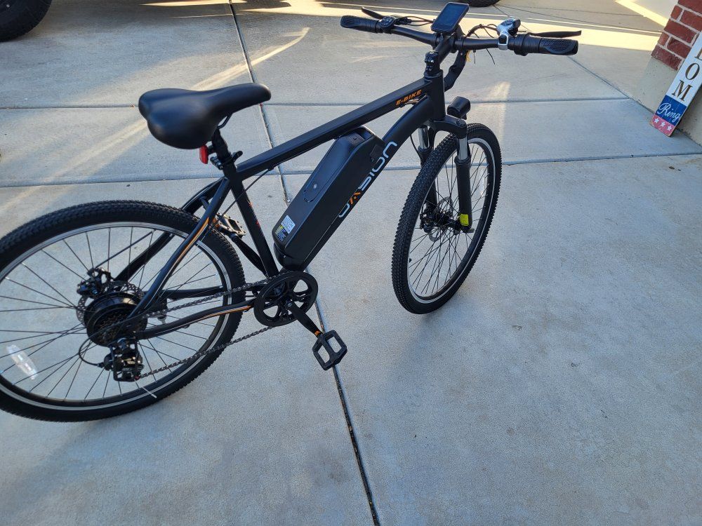 Jaison EB5 Roamer Electric EBike 
Black*