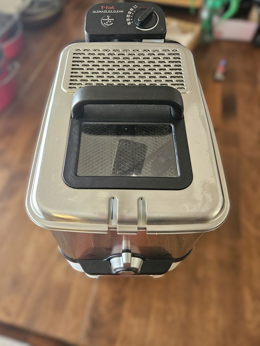 T-Fal Ultimate EZ Clean Deep Fryer