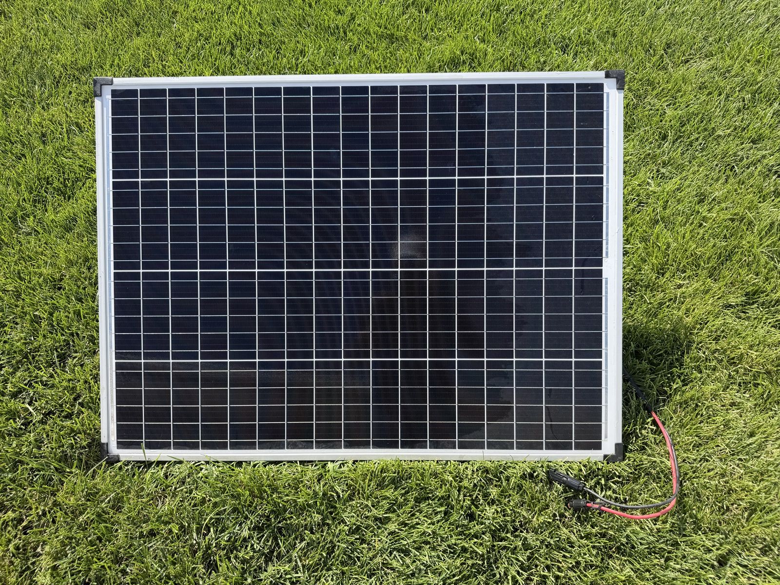 Thunderbolt Solar 100 Watt Solar Panels (Pair) - 18-19VDC Output