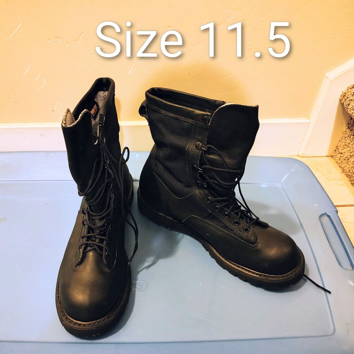 Men's Belleville work Boots Size 11 ½ NEW