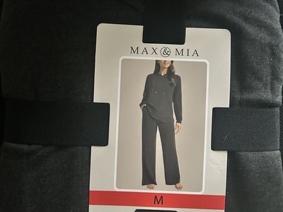 max & mia womens lounge set size M