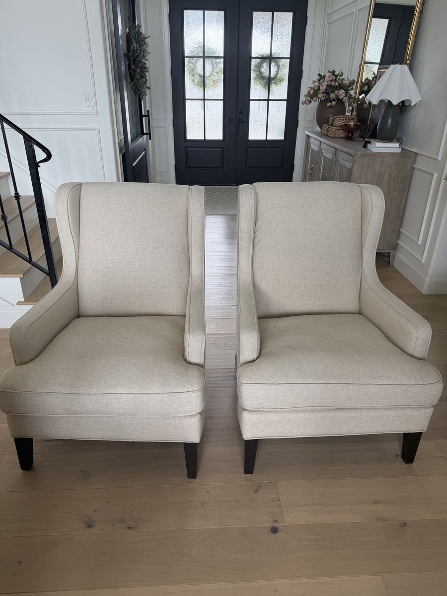 Accent Chairs