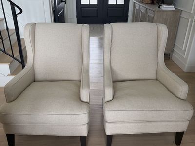 Accent Chairs