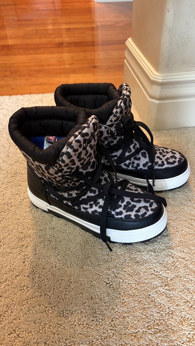 Cougar Leopard Print Waterproof Winter Snow Boots Women's Size 7