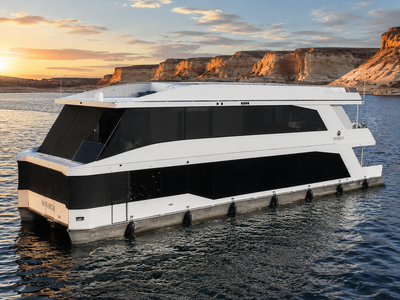 2024 Aurora - Adonia Houseboat Lake Powell Shared Ownership