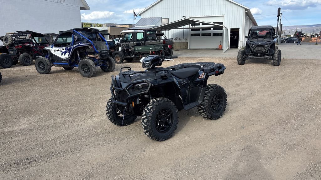 2026 Polaris Sportsman 570 Trail Onyx Black - P012