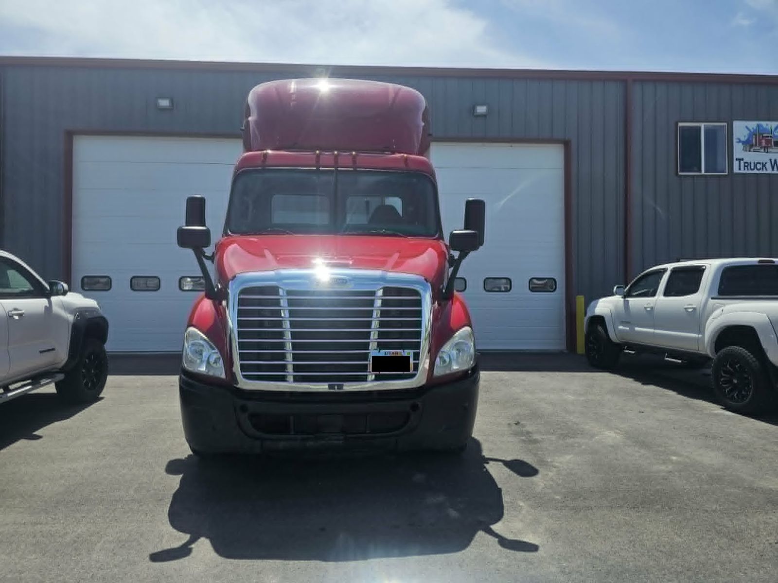 2018 Freightliner Cascadia Daycab 113