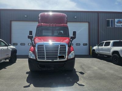 2018 Freightliner Cascadia Daycab 113